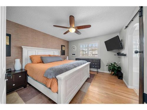 306 Douglas Park Boulevard Se, Calgary, AB - Indoor Photo Showing Bedroom