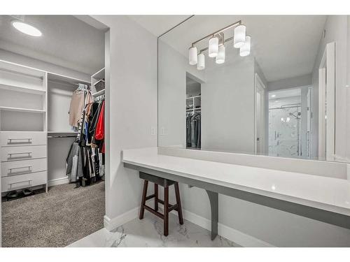 199 Lucas Terrace Nw, Calgary, AB - Indoor With Storage