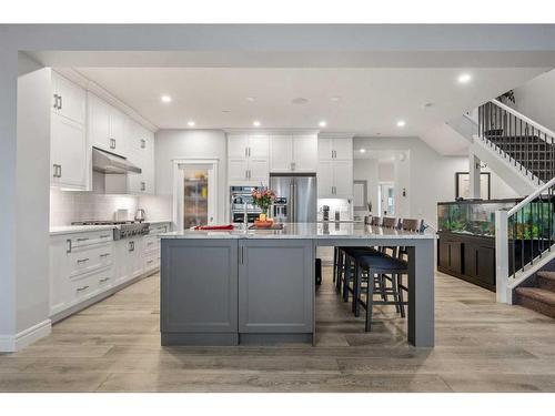 199 Lucas Terrace Nw, Calgary, AB - Indoor Photo Showing Kitchen With Upgraded Kitchen