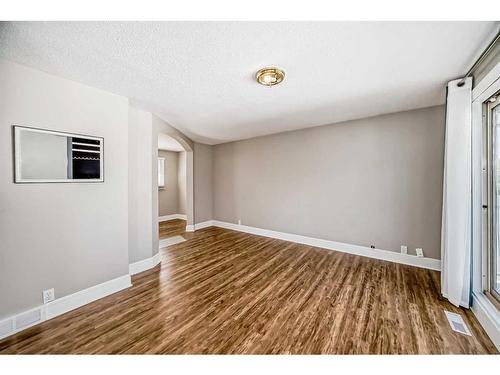 6428 Silver Springs Way Nw, Calgary, AB - Indoor Photo Showing Other Room