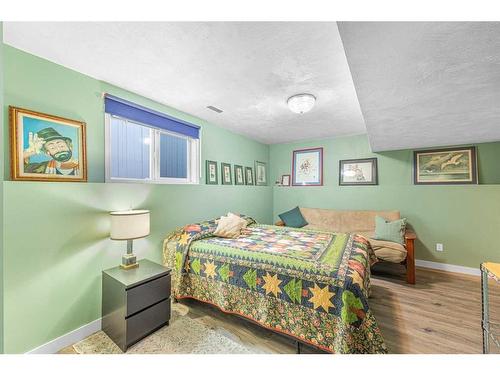 151 Somerglen Common Sw, Calgary, AB - Indoor Photo Showing Bedroom