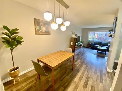 3734 42 Street Sw, Calgary, AB - Indoor Photo Showing Dining Room