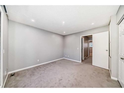 132-7172 Coach Hill Road Sw, Calgary, AB - Indoor Photo Showing Other Room