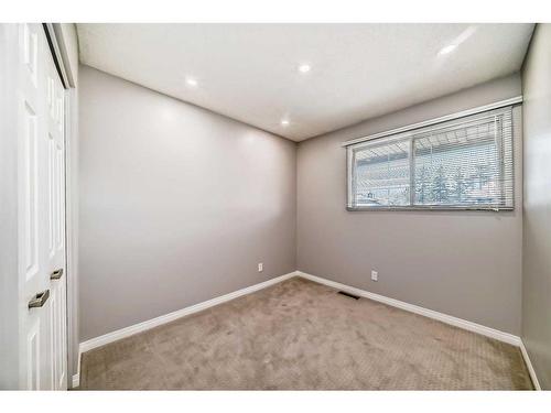 132-7172 Coach Hill Road Sw, Calgary, AB - Indoor Photo Showing Other Room