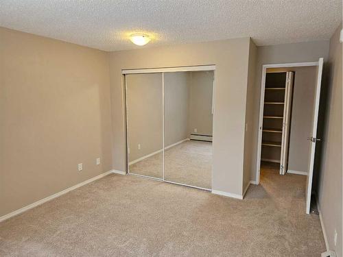 201B-7301 4A Street Sw, Calgary, AB - Indoor Photo Showing Other Room