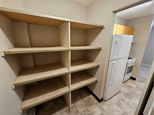 201B-7301 4A Street Sw, Calgary, AB - Indoor With Storage