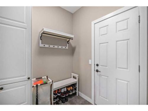 18 Masters Mews Se, Calgary, AB - Indoor Photo Showing Other Room