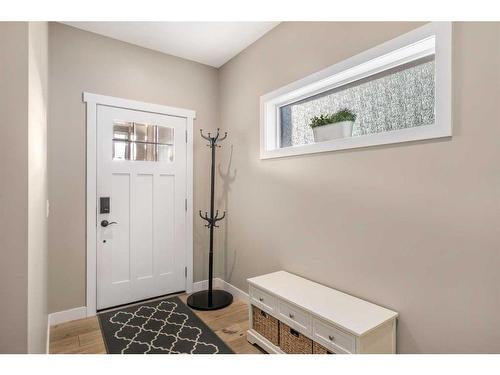 18 Masters Mews Se, Calgary, AB - Indoor Photo Showing Other Room