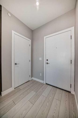 3414-111 Wolf Creek Drive Se, Calgary, AB - Indoor Photo Showing Other Room