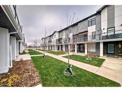 402-8235 8 ave  Calgary, AB T3H 6H2