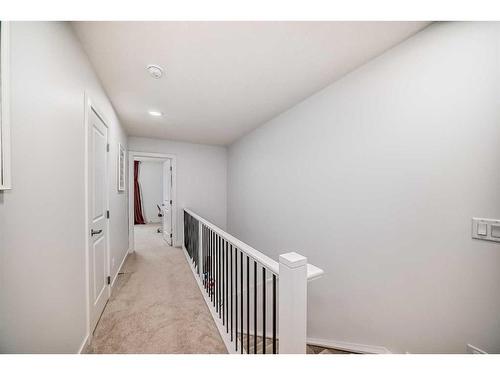 402-8235 8 Ave, Calgary, AB - Indoor Photo Showing Other Room