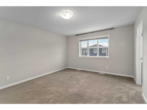 137 Osborne Common Sw, Airdrie, AB - Indoor Photo Showing Other Room