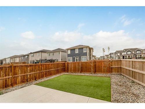 137 Osborne Common Sw, Airdrie, AB - Outdoor