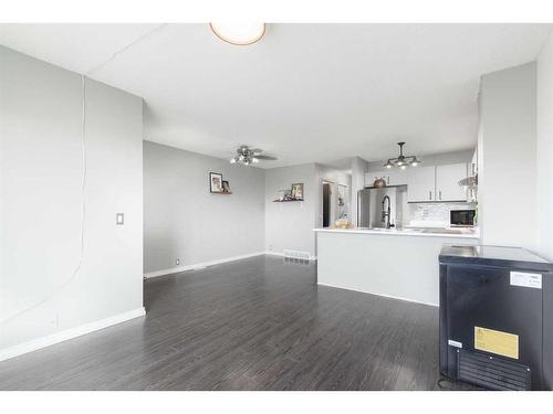 92 Martin Crossing Court Ne, Calgary, AB - Indoor Photo Showing Kitchen