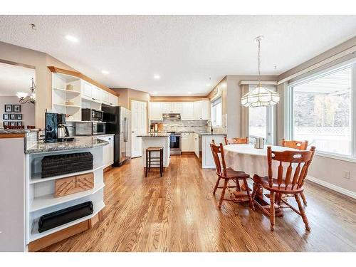 2256 Douglasbank Crescent Se, Calgary, AB - Indoor Photo Showing Dining Room