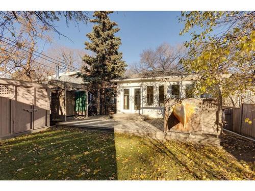 205 19 Avenue Nw, Calgary, AB - Outdoor