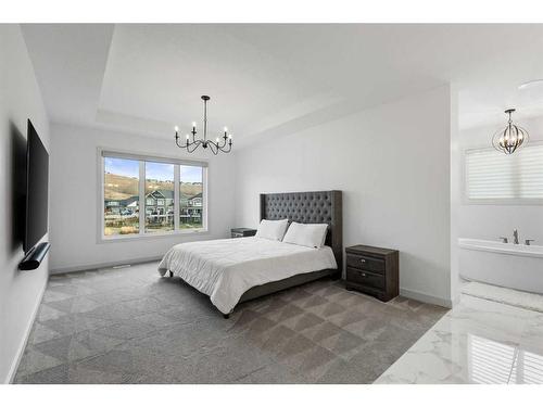 232 Cranbrook Point Se, Calgary, AB - Indoor Photo Showing Bedroom