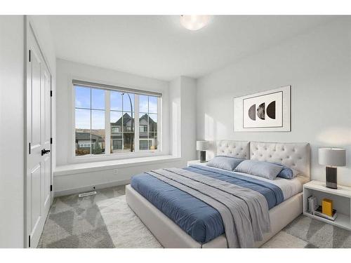 232 Cranbrook Point Se, Calgary, AB - Indoor Photo Showing Bedroom