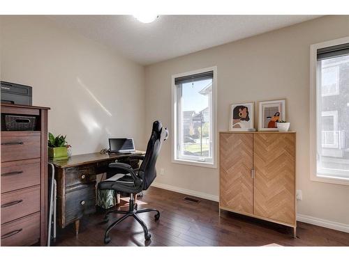 203 Auburn Meadows Walk Se, Calgary, AB - Indoor Photo Showing Office