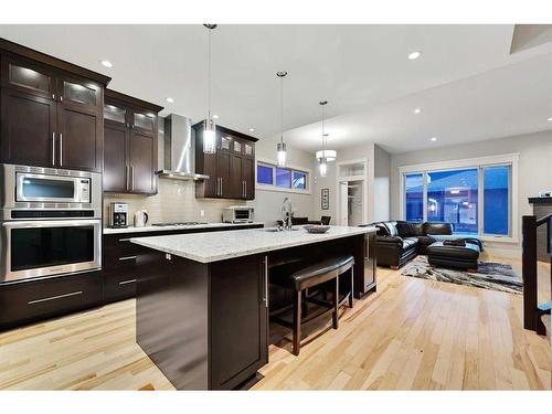 1611 19 Avenue Nw, Calgary, AB - Indoor Photo Showing Kitchen With Upgraded Kitchen