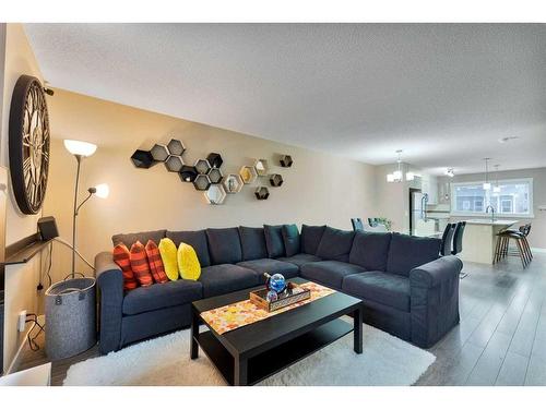 115 Fireside Parkway, Cochrane, AB - Indoor Photo Showing Living Room