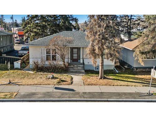 4107 Centre Street Nw, Calgary, AB - Outdoor With Facade