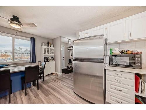 46-6020 Temple Drive Ne, Calgary, AB - Indoor Photo Showing Kitchen