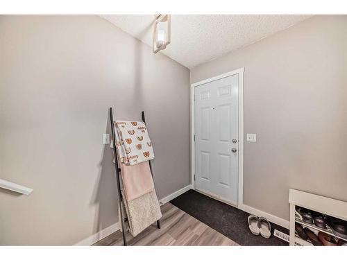 46-6020 Temple Drive Ne, Calgary, AB - Indoor Photo Showing Other Room