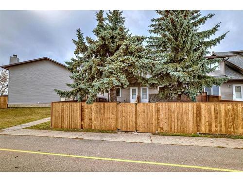 46-6020 Temple Drive Ne, Calgary, AB - Outdoor