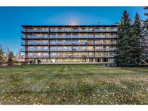 107-3316 Rideau Place Sw, Calgary, AB - Outdoor With Facade