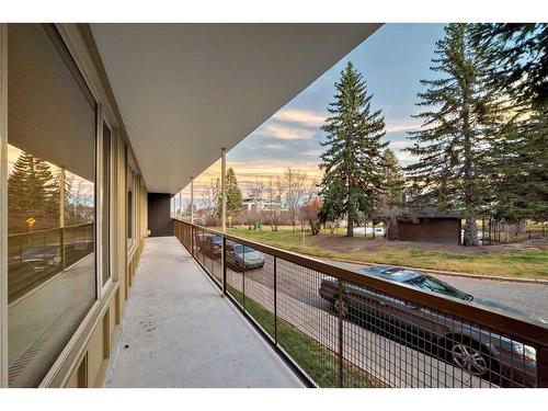 202-3316 Rideau Place Sw, Calgary, AB - Outdoor With Exterior