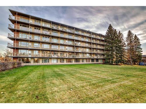 202-3316 Rideau Place Sw, Calgary, AB - Outdoor With Balcony