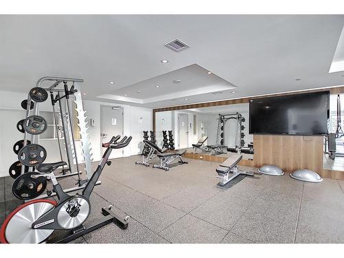 1606-1025 5Ave Sw, Calgary, AB - Indoor Photo Showing Gym Room