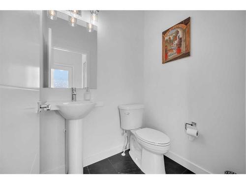 258 Chelsea Place Place, Chestermere, AB - Indoor Photo Showing Bathroom