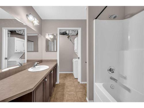 201-30 Panatella Landing Nw, Calgary, AB - Indoor Photo Showing Bathroom