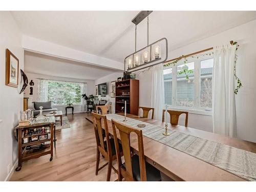 183 Lake Adams Crescent Se, Calgary, AB - Indoor Photo Showing Dining Room