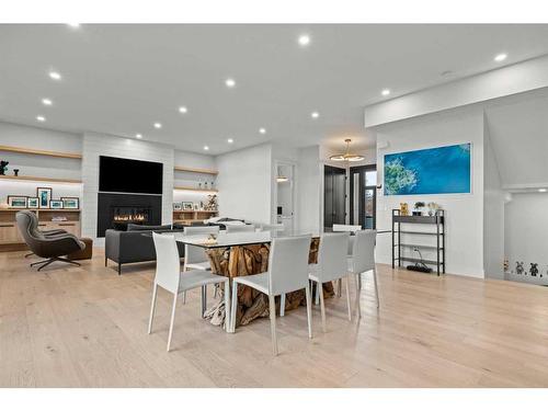 336 West Chestermere Drive, Chestermere, AB - Indoor Photo Showing Dining Room