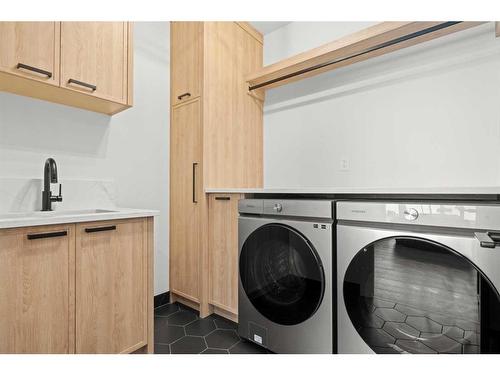 336 West Chestermere Drive, Chestermere, AB - Indoor Photo Showing Laundry Room