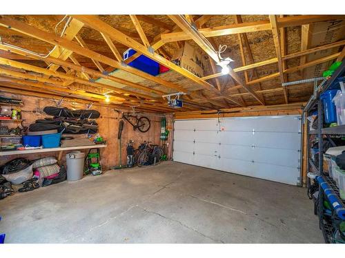 40 River Rock Circle Se, Calgary, AB - Indoor Photo Showing Garage