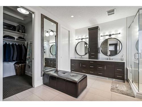 437 Evergreen Circle Sw, Calgary, AB - Indoor Photo Showing Bathroom