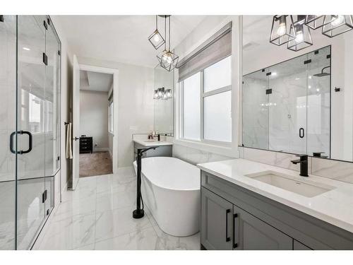 40 Waterford Terrace, Chestermere, AB - Indoor Photo Showing Bathroom