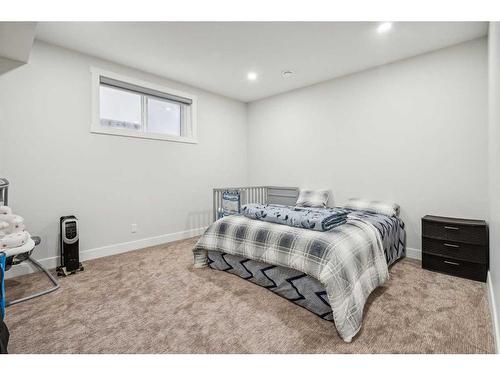 40 Waterford Terrace, Chestermere, AB - Indoor Photo Showing Bedroom