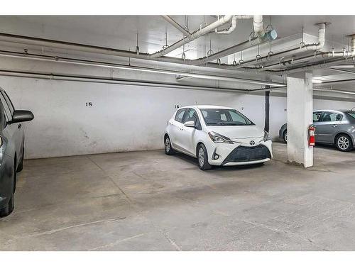 116-92 Saddletree Court Ne, Calgary, AB - Indoor Photo Showing Garage