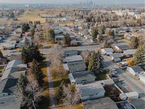 3407 30A Avenue Se, Calgary, AB - Outdoor With View