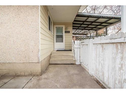 3407 30A Avenue Se, Calgary, AB - Outdoor With Exterior