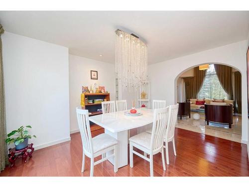 2628 Signal Ridge View Sw, Calgary, AB - Indoor Photo Showing Dining Room