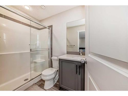 311 Carringvue Way Nw, Calgary, AB - Indoor Photo Showing Bathroom