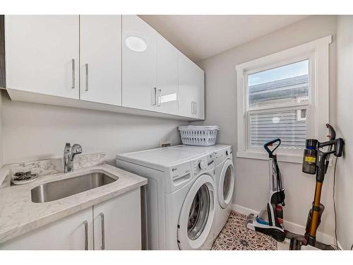 614 Kingsmere Way Se, Airdrie, AB - Indoor Photo Showing Laundry Room