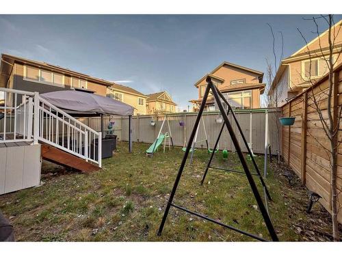 614 Kingsmere Way Se, Airdrie, AB - Outdoor