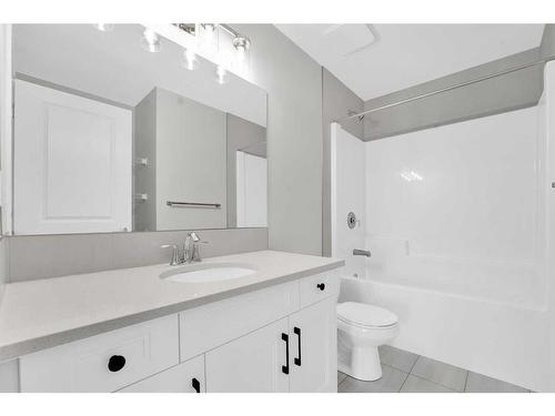 138 Cornerbrook Crescent Ne, Calgary, AB - Indoor Photo Showing Bathroom